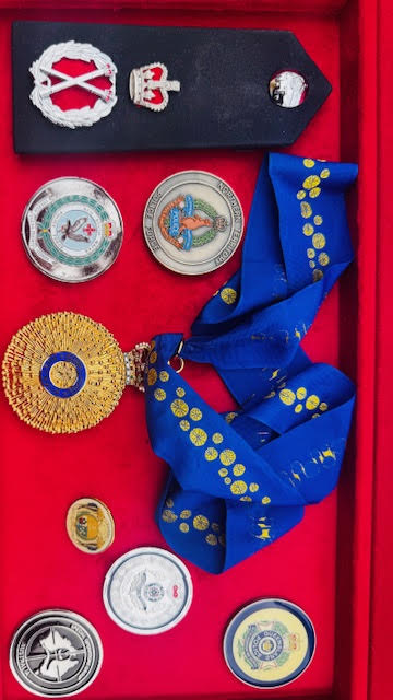 https://ianfreckelton.com.au/wp-content/uploads/2025/09/honours-badges.jpg